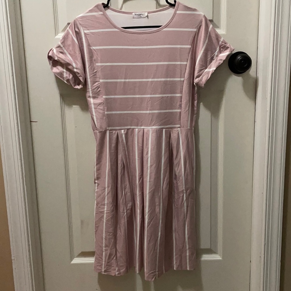 *NWOT* Naggoo pink striped dress, size small